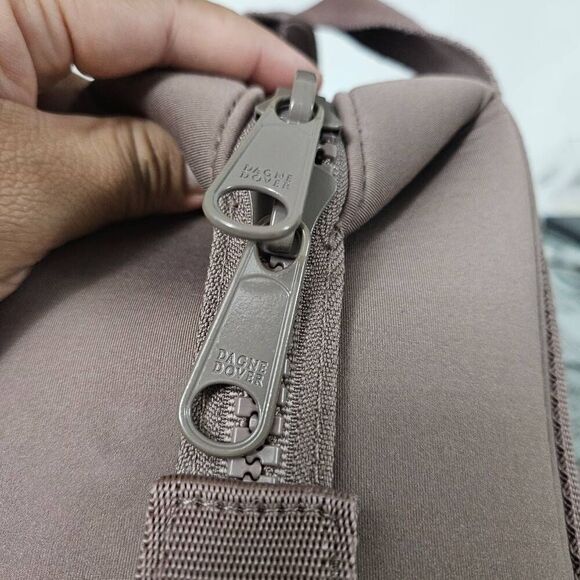 Dagne Dover carry all bag - Picture 6 of 12